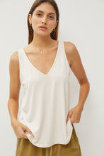 Load image into Gallery viewer, Flowy V-Neck Tank
