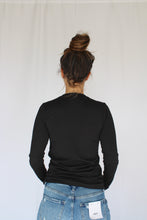Load image into Gallery viewer, Basic Crewneck Top
