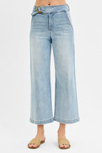 Load image into Gallery viewer, High Rise Crop Wide Leg Pants