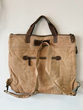 Load image into Gallery viewer, Ville Se Sat Denis Canvas Backpack