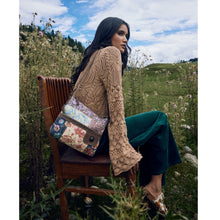 Load image into Gallery viewer, LeFleur Crossbody Bag