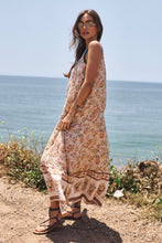 Load image into Gallery viewer, Floral Maxi Dress