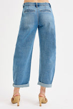 Load image into Gallery viewer, Zoe Mid Rise Barrel Jeans