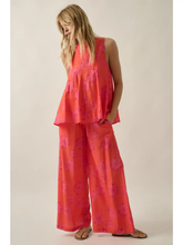 Load image into Gallery viewer, Cove Floral Set