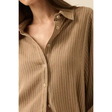 Load image into Gallery viewer, Eliana Button Up Shirt