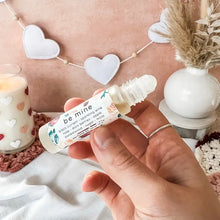 Load image into Gallery viewer, Perfume Roller