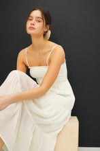 Load image into Gallery viewer, Averi Midi Dress