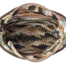 Load image into Gallery viewer, Meadow Spur Shoulder Bag
