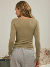 Load image into Gallery viewer, Eden Basic Long Sleeve
