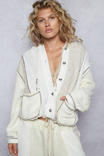 Load image into Gallery viewer, Hooded button up Pol Jacket
