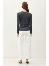 Load image into Gallery viewer, Basic Long Sleeve Shirt
