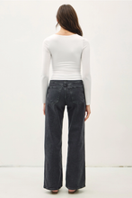 Load image into Gallery viewer, Basic Long Sleeve Top
