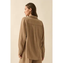 Load image into Gallery viewer, Eliana Button Up Shirt
