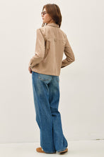 Load image into Gallery viewer, Cropped Utility Safari Jacket
