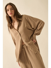 Load image into Gallery viewer, Eliana Button Up Shirt
