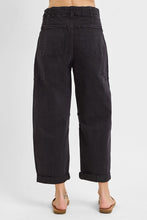 Load image into Gallery viewer, High Rise Crop Barrel Cargo Jeans
