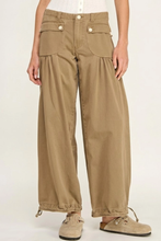 Load image into Gallery viewer, Frankie Balloon Jeans
