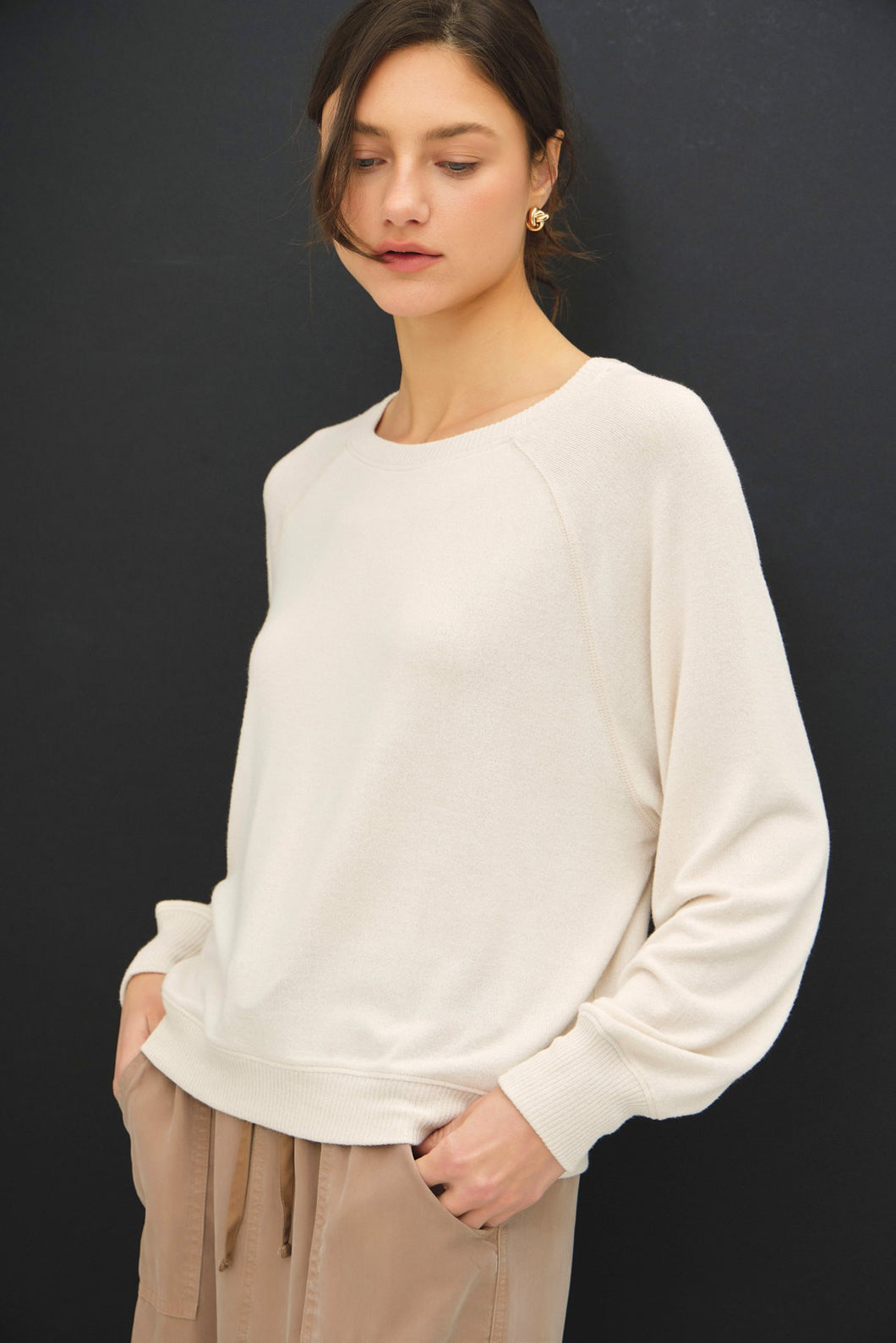 Round neck long sleeve oatmeal colored top